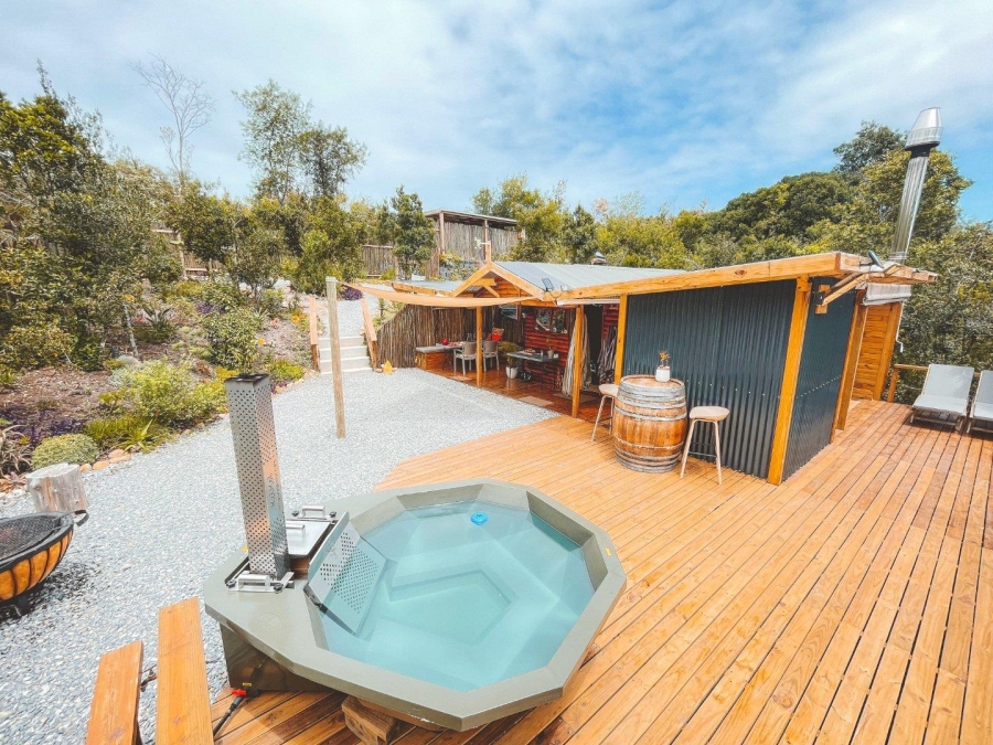 2 Bedroom Property for Sale in The Crags Western Cape